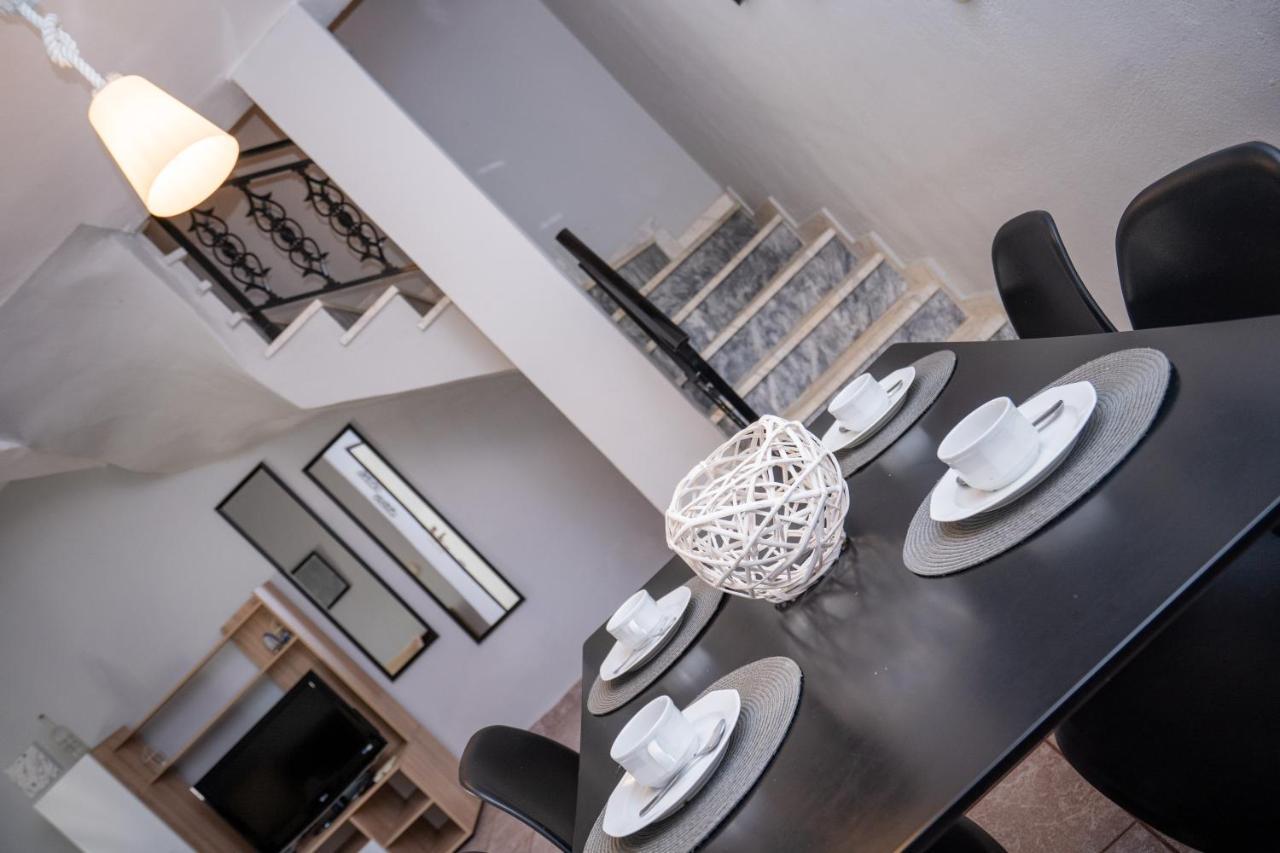 Magdalene'S Premium Apartments Ofrínion Eksteriør bilde
